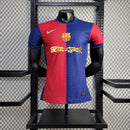 Camisa Barcelona Edição Especial Travis Scott 2025 Vermelha e Azul Masculina